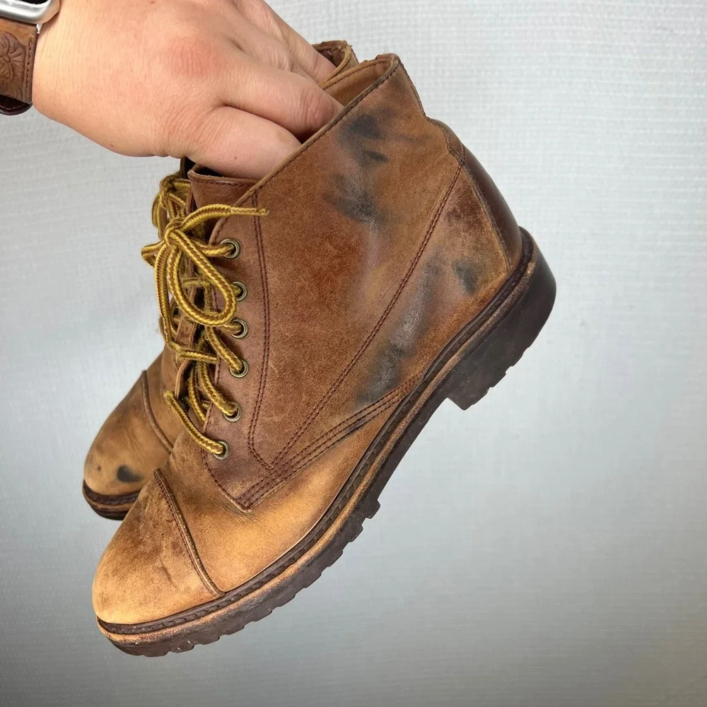Polo Ralph Lauren Sportsman Mens Tan Leather Cap Toe Lug Sole Boots 7.5B